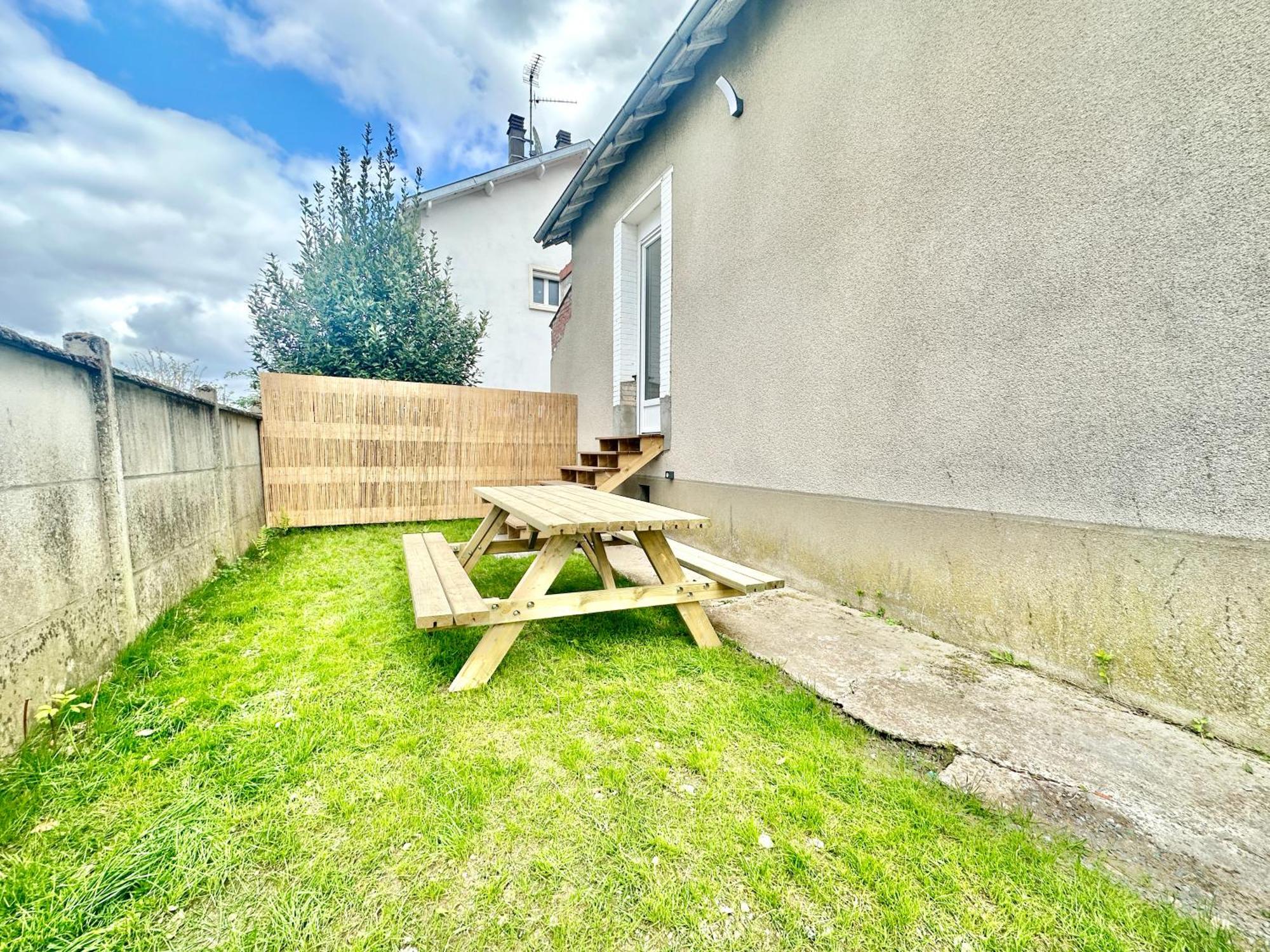 La Fraternelle, Maison Calme Et Zen Avec Jardin Villa Limoges Exterior photo